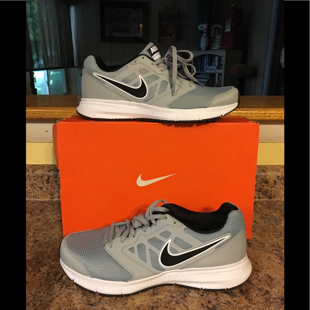 NIB Men’s  Nike Downshifter 6 Sneakers Size 8